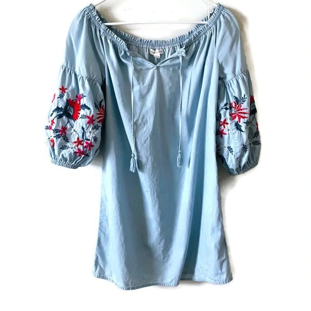 Aeropostale Solid Off-The-Shoulder Embroidered Chambray Shift Dress size S - Picture 4 of 9